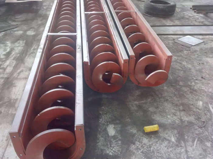 無軸螺旋輸送機